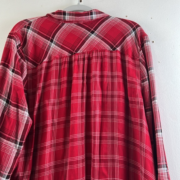 J. Jill button down front button closure - Picture 7 of 9